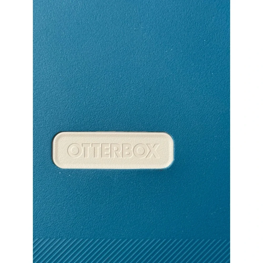 OtterBox Defender Series Case for iPad 10th Gen Blue Rugged Protective Cover‎